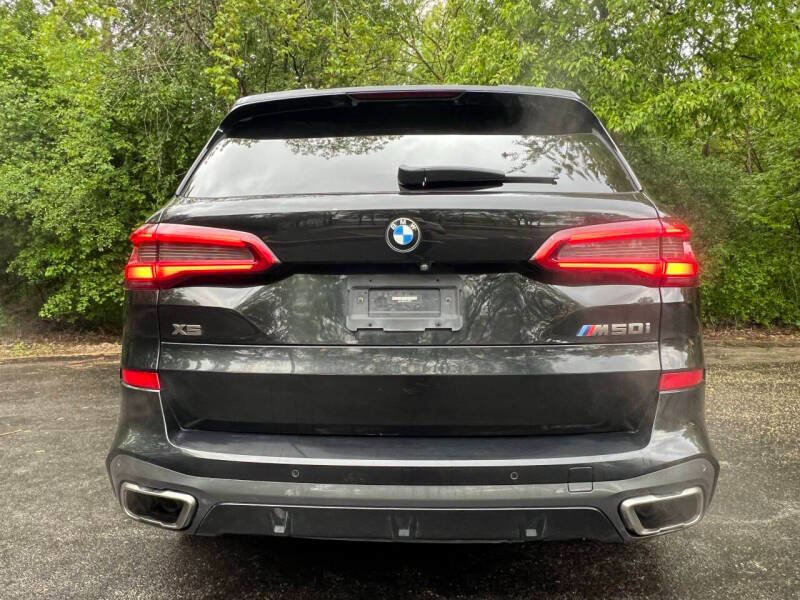 Used 2020 BMW X5 M50i w/ Premium Package AWD/4WD image 5