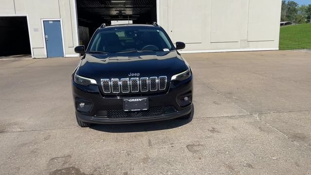 Used 2022 Jeep Cherokee Latitude Lux w/ Sun & Sound Group AWD/4WD image 3