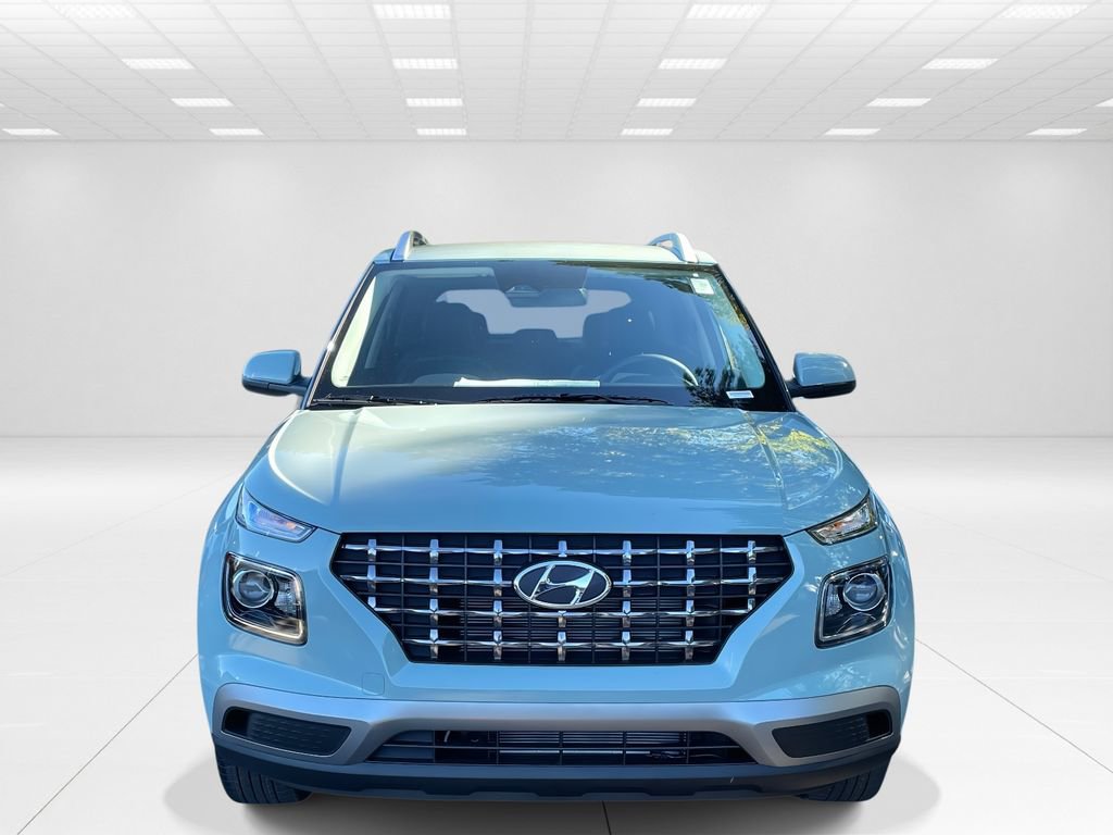 New 2026 Hyundai Venue SEL video 2