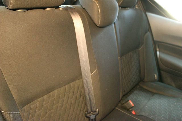 Used 2021 Nissan Kicks SV FWD image 13