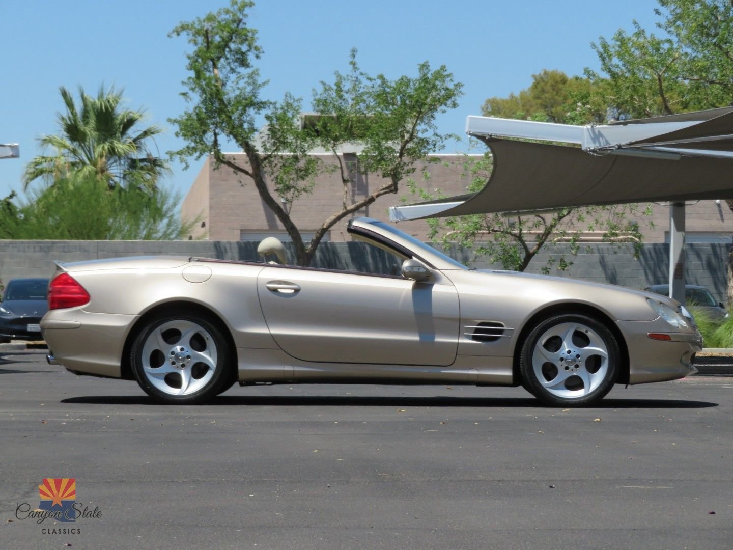 Used 2003 Mercedes-Benz SL 500 image 2