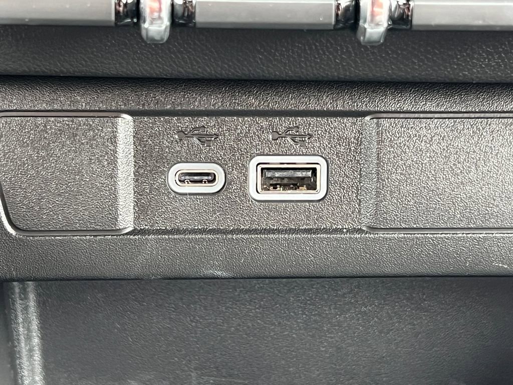 New 2024 GMC Canyon Elevation w/ Convenience Package image 26