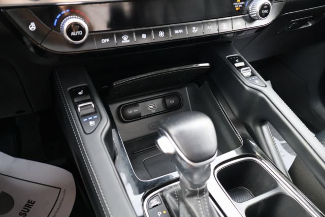 Used 2022 Kia Telluride EX w/ EX Premium Package image 19