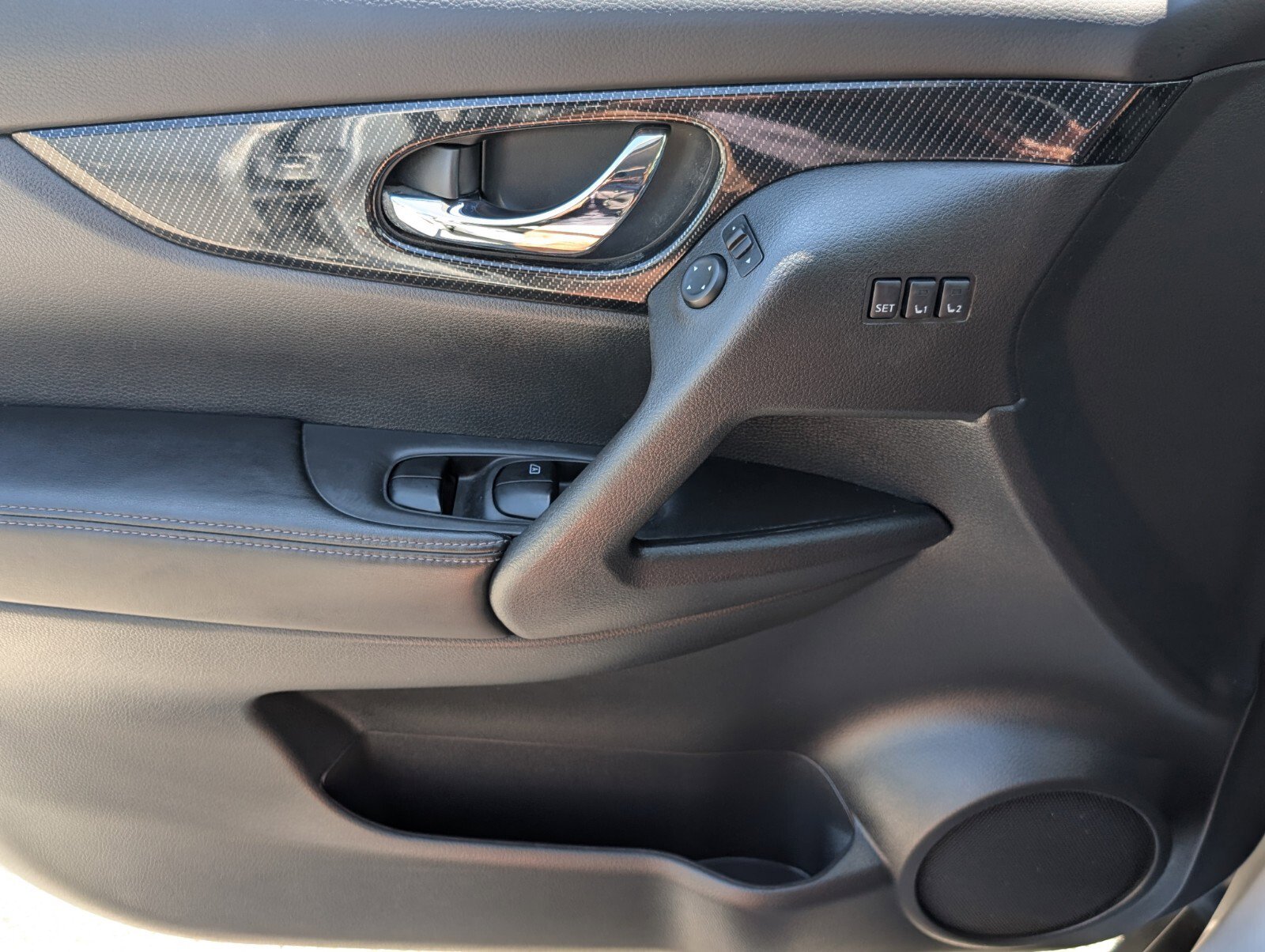 Used 2019 Nissan Rogue SL image 38