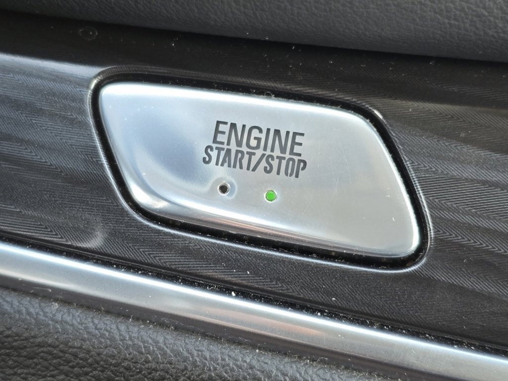 Used 2019 Buick Enclave Essence image 29