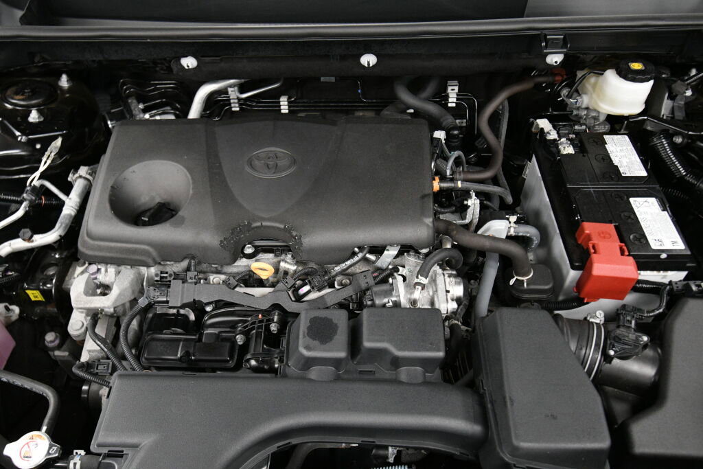 Certified 2024 Toyota RAV4 LE image 32