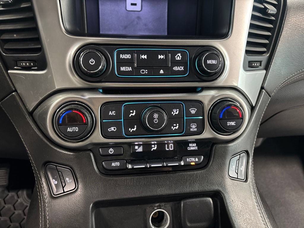 Used 2019 Chevrolet Suburban LT RWD image 22