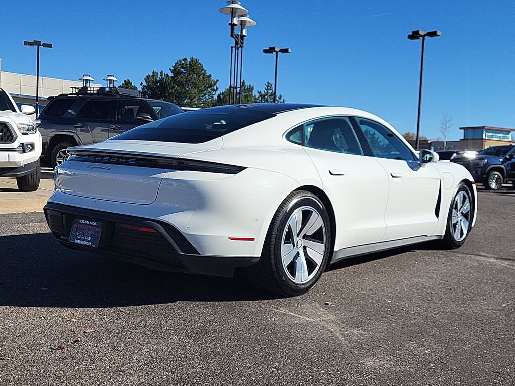 Used 2022 Porsche Taycan 4S image 4
