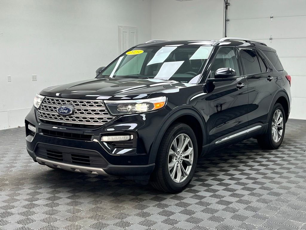 Used 2023 Ford Explorer Limited w/ Limited Technology Package AWD/4WD image 15