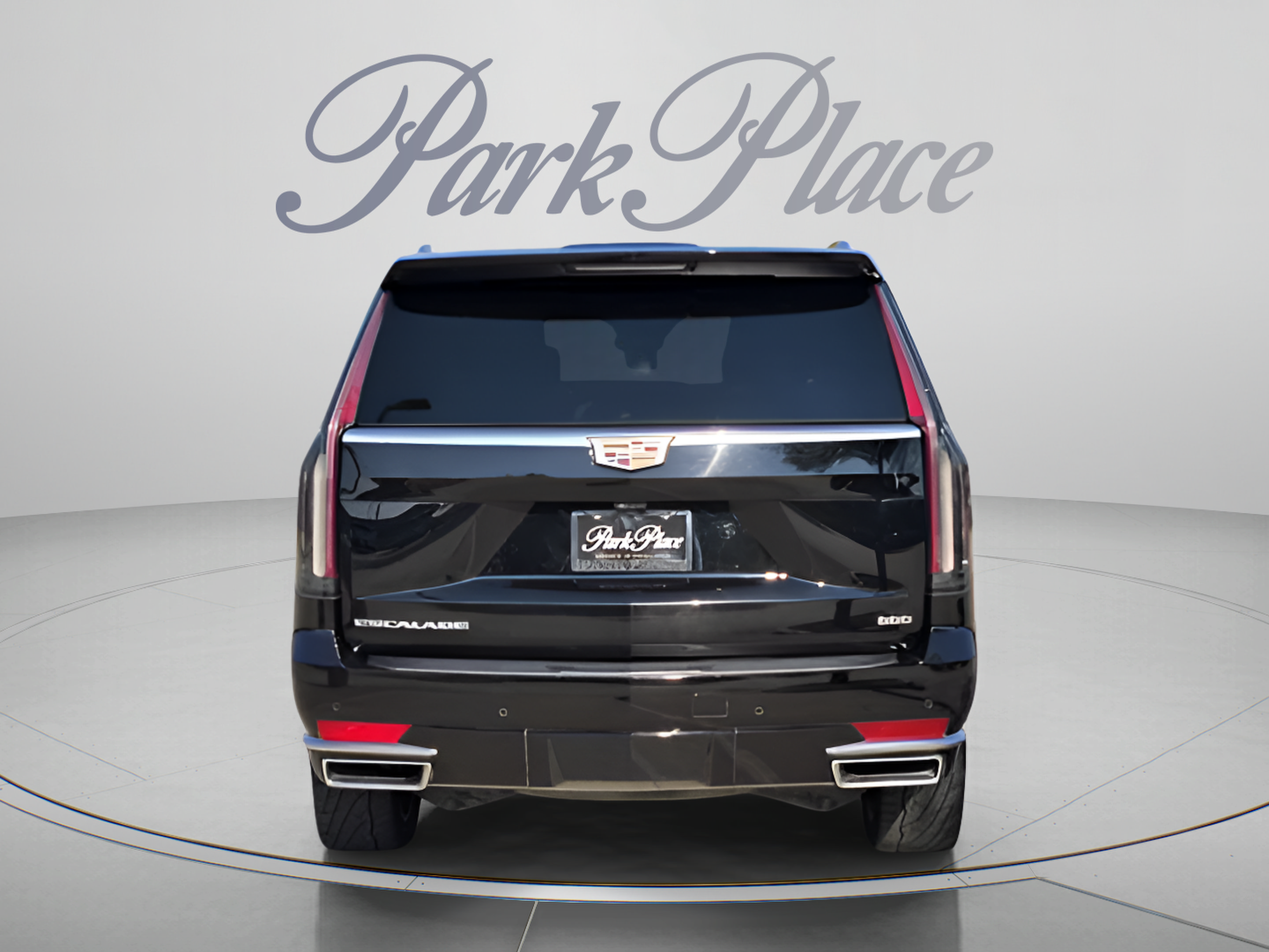 Used 2024 Cadillac Escalade Premium Luxury w/ Performance Package AWD/4WD image 4