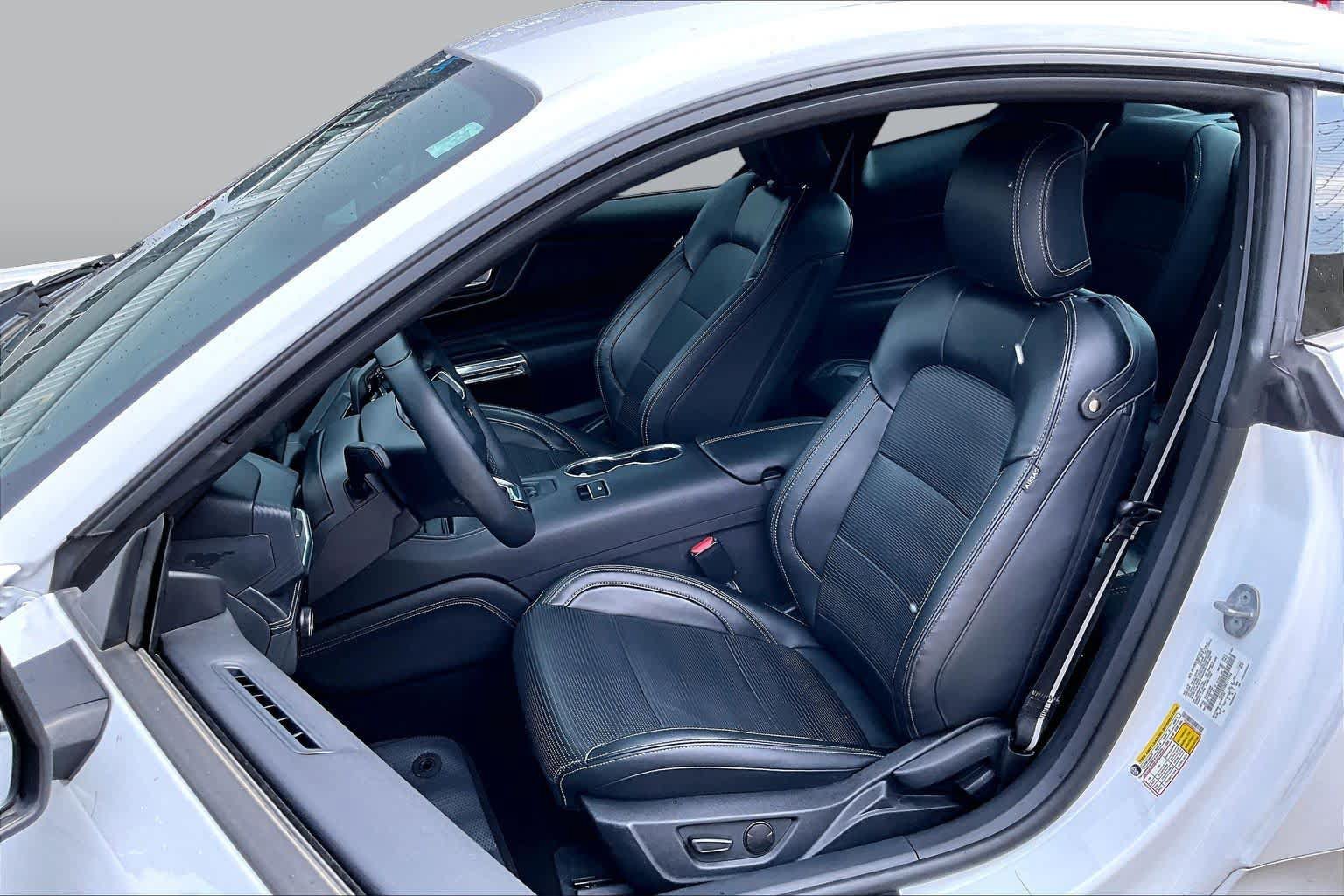 Used 2024 Ford Mustang Premium RWD image 8