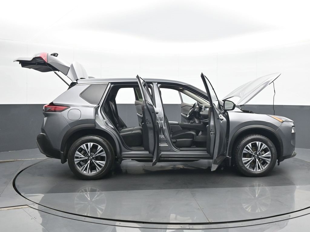 Used 2023 Nissan Rogue SV image 26