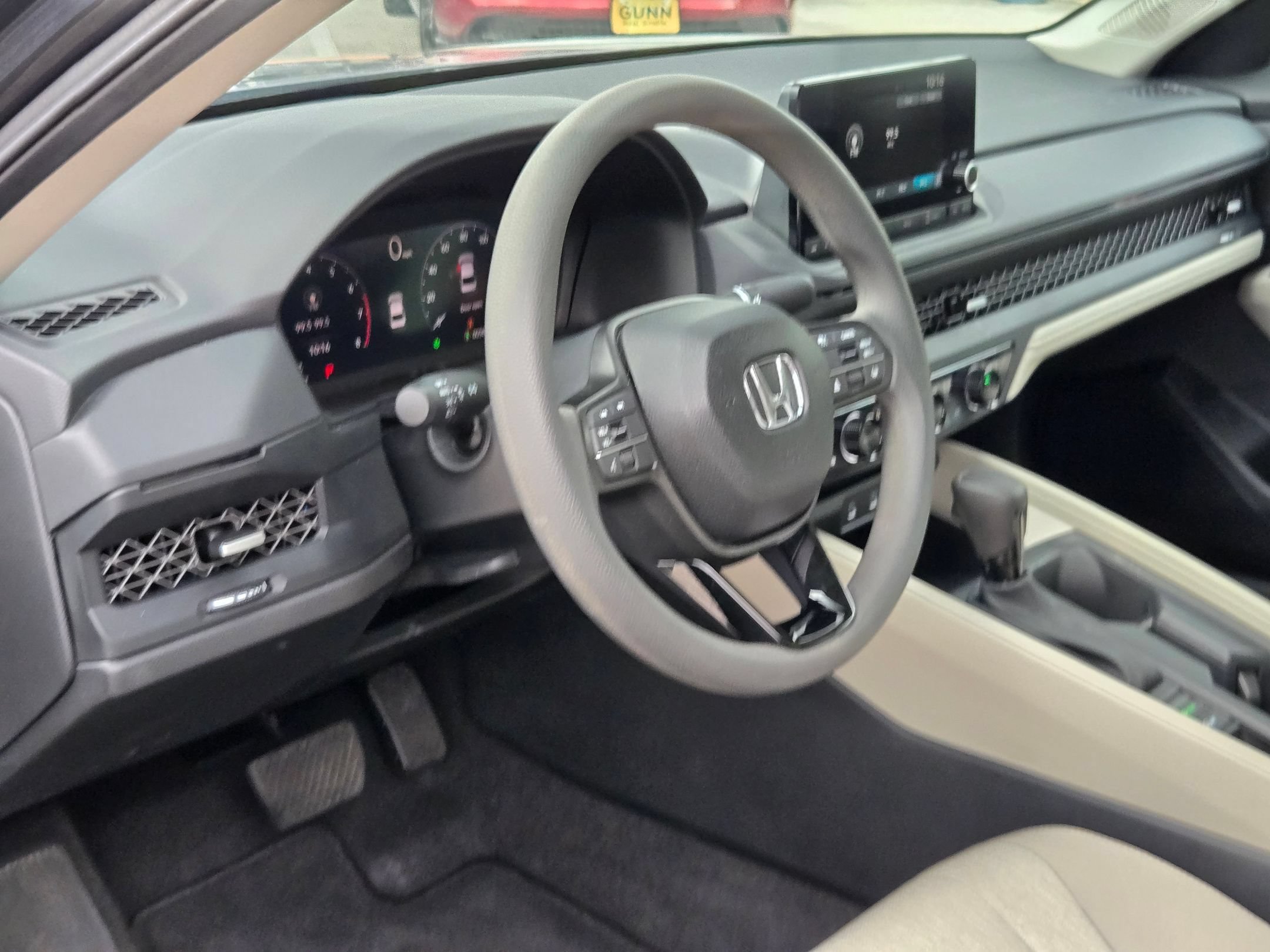 Used 2025 Honda Accord SE image 13