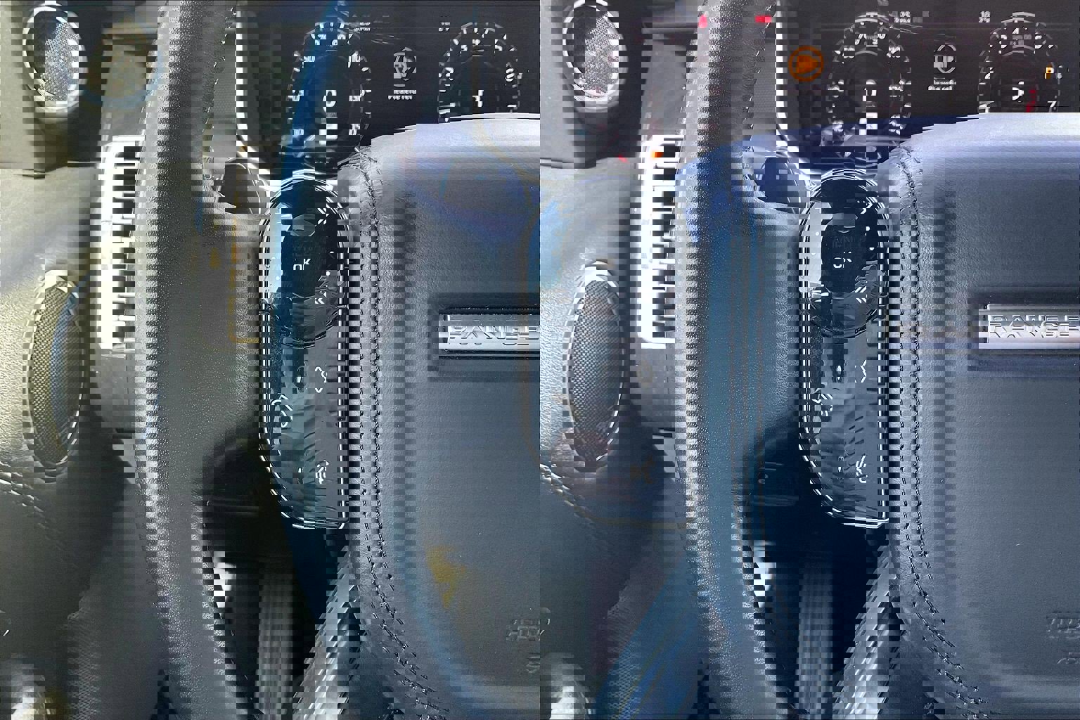 Used 2018 Land Rover Range Rover V6 Supercharged SWB image 22