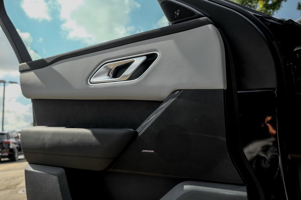 New 2026 Land Rover Range Rover Velar S image 11