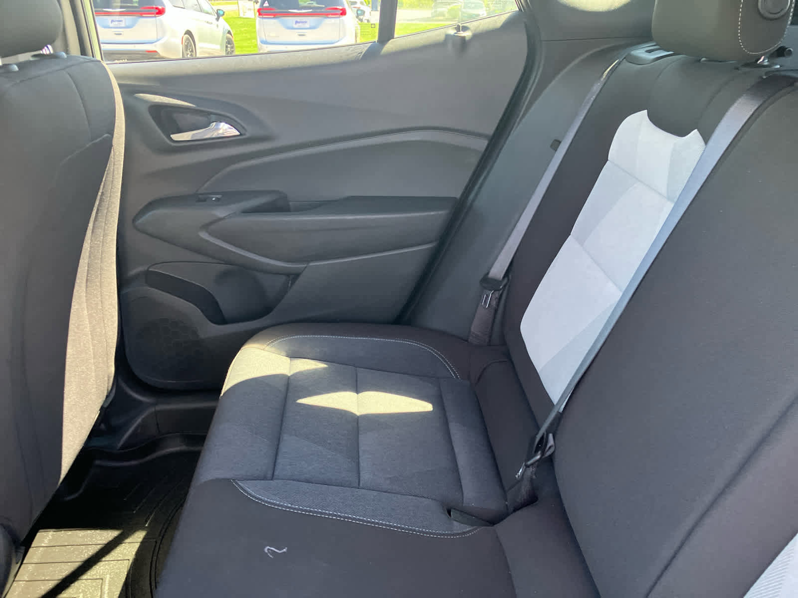 Used 2024 Chevrolet Trax RS w/ Sunroof Package image 33
