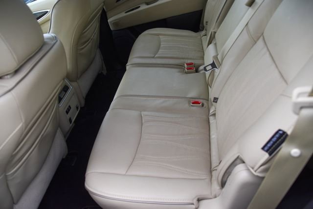 Used 2020 INFINITI QX60 Luxe w/ Sensory Package AWD/4WD image 19