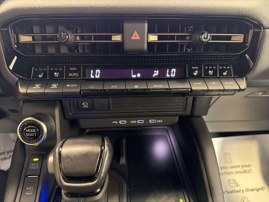 Used 2024 Toyota Land Cruiser image 31