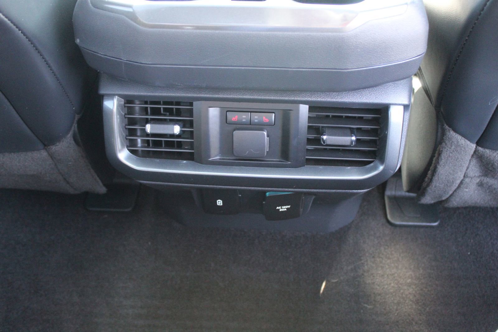 Used 2022 Ford F150 Tremor w/ Equipment Group 402A High image 17