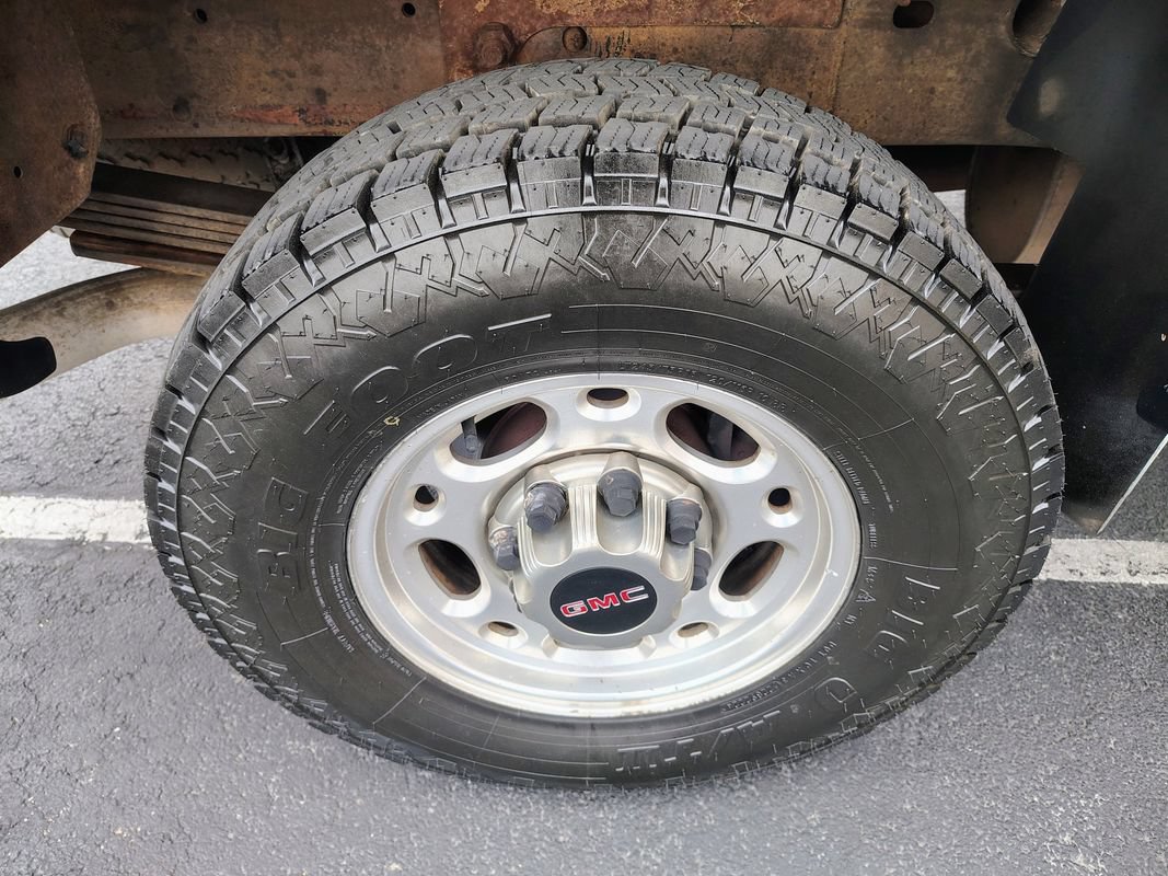 Used 2001 GMC Sierra 2500 SL AWD/4WD image 26