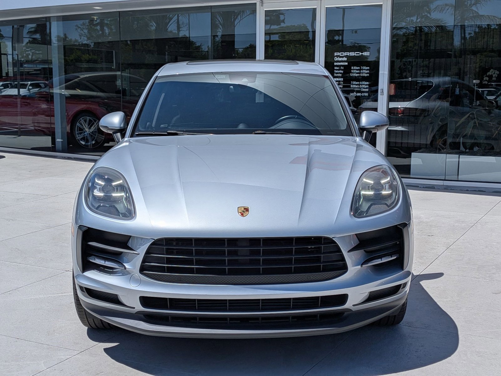 Certified 2019 Porsche Macan AWD/4WD image 6