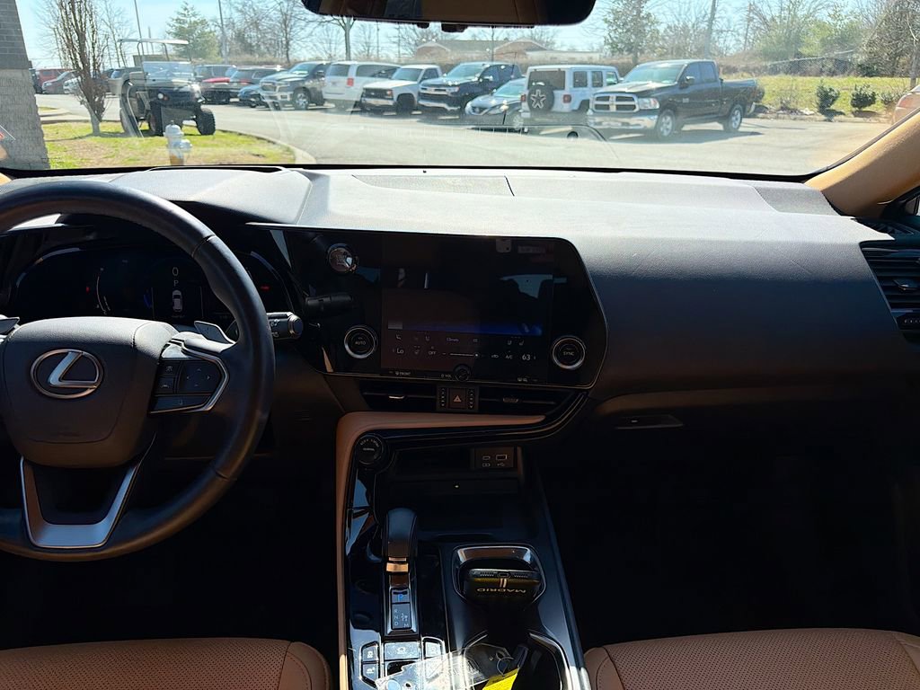 Used 2023 Lexus NX 350 AWD image 19