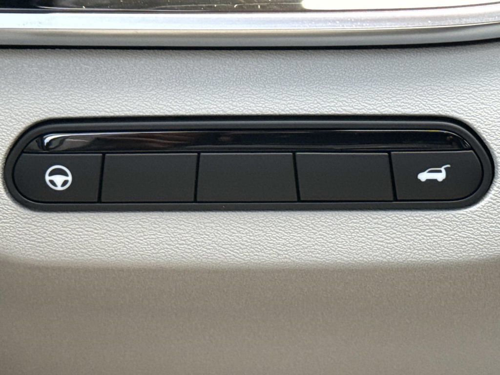 New 2027 INFINITI QX60 Luxe w/ Cargo Package AWD/4WD image 13
