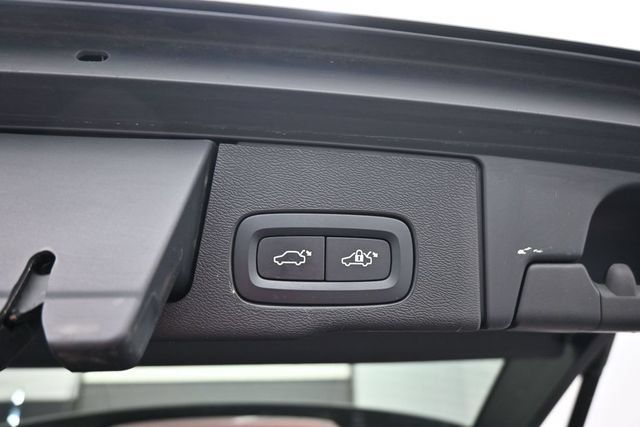 Used 2020 Volvo XC60 T5 Momentum AWD/4WD image 20