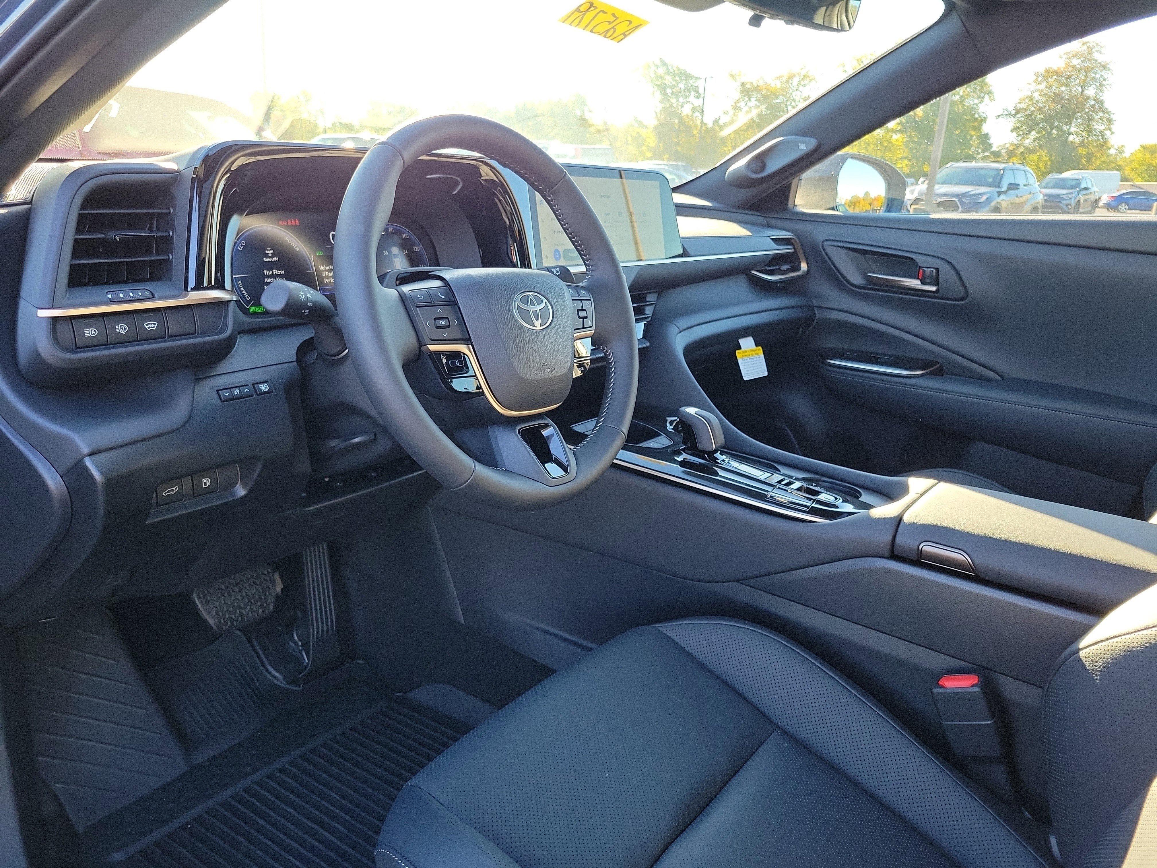 New 2025 Toyota Crown Signia w/ Advanced Technology Package image 19