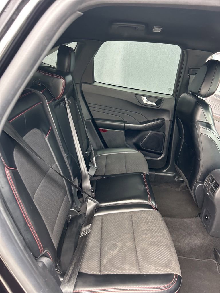 Used 2024 Ford Escape ST-Line image 14