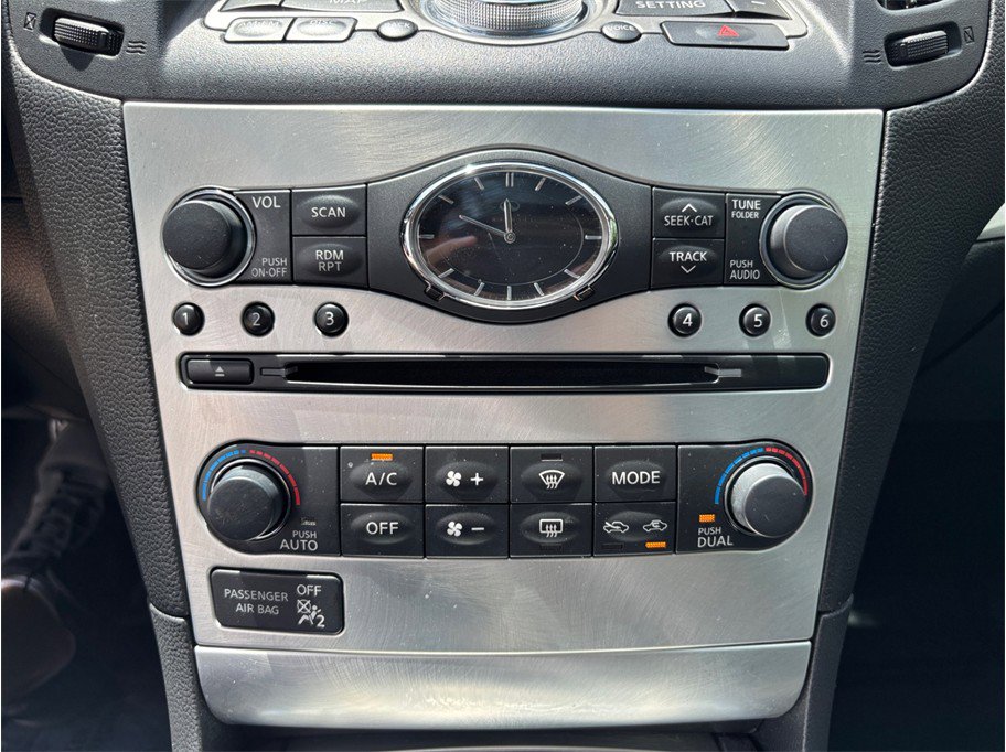 Used 2013 INFINITI G37 Journey w/ Premium Pkg RWD image 32