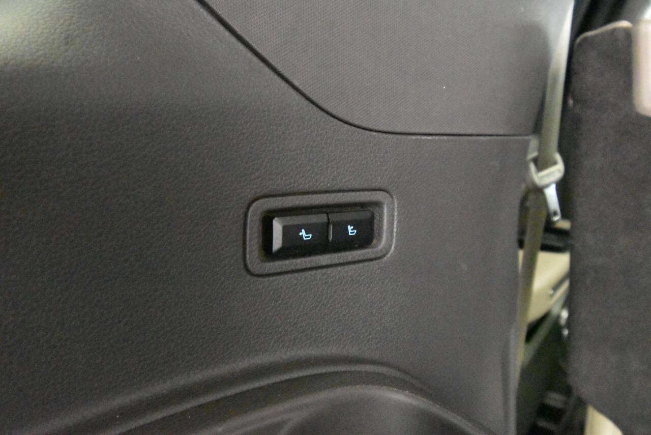 Used 2021 Ford Expedition XLT image 35