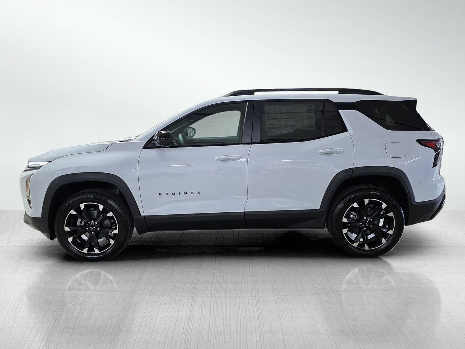 New 2027 Chevrolet Equinox RS w/ Safety and Technology Package FWD image 4