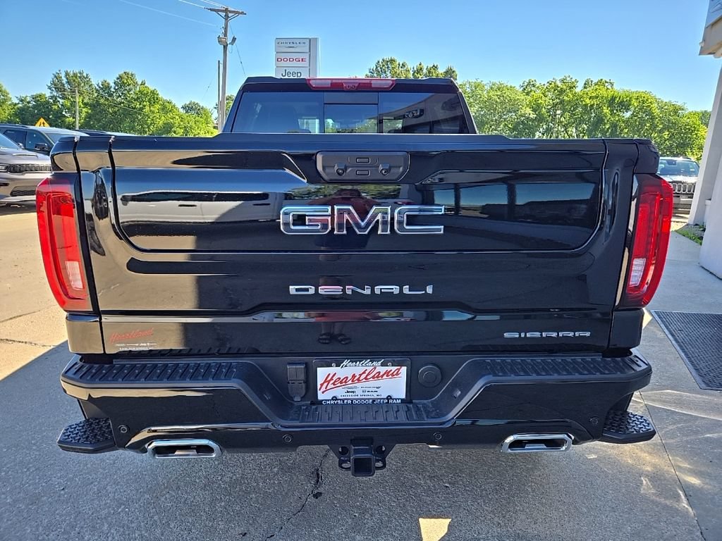Used 2026 GMC Sierra 1500 Denali Ultimate AWD/4WD image 11