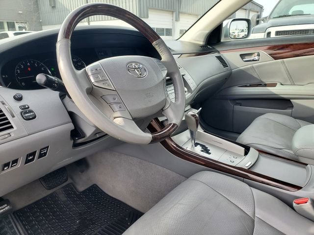 Used 2009 Toyota Avalon Limited image 11