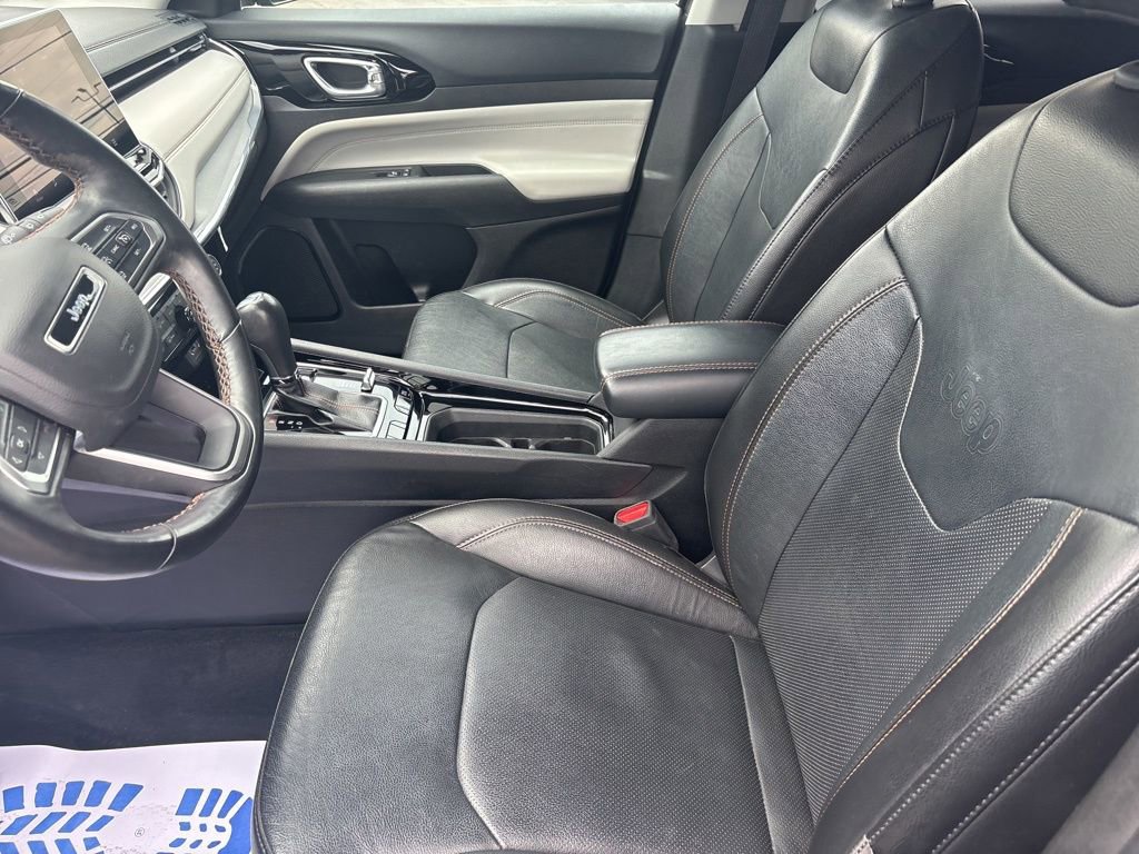 Certified 2022 Jeep Compass Limited image 16
