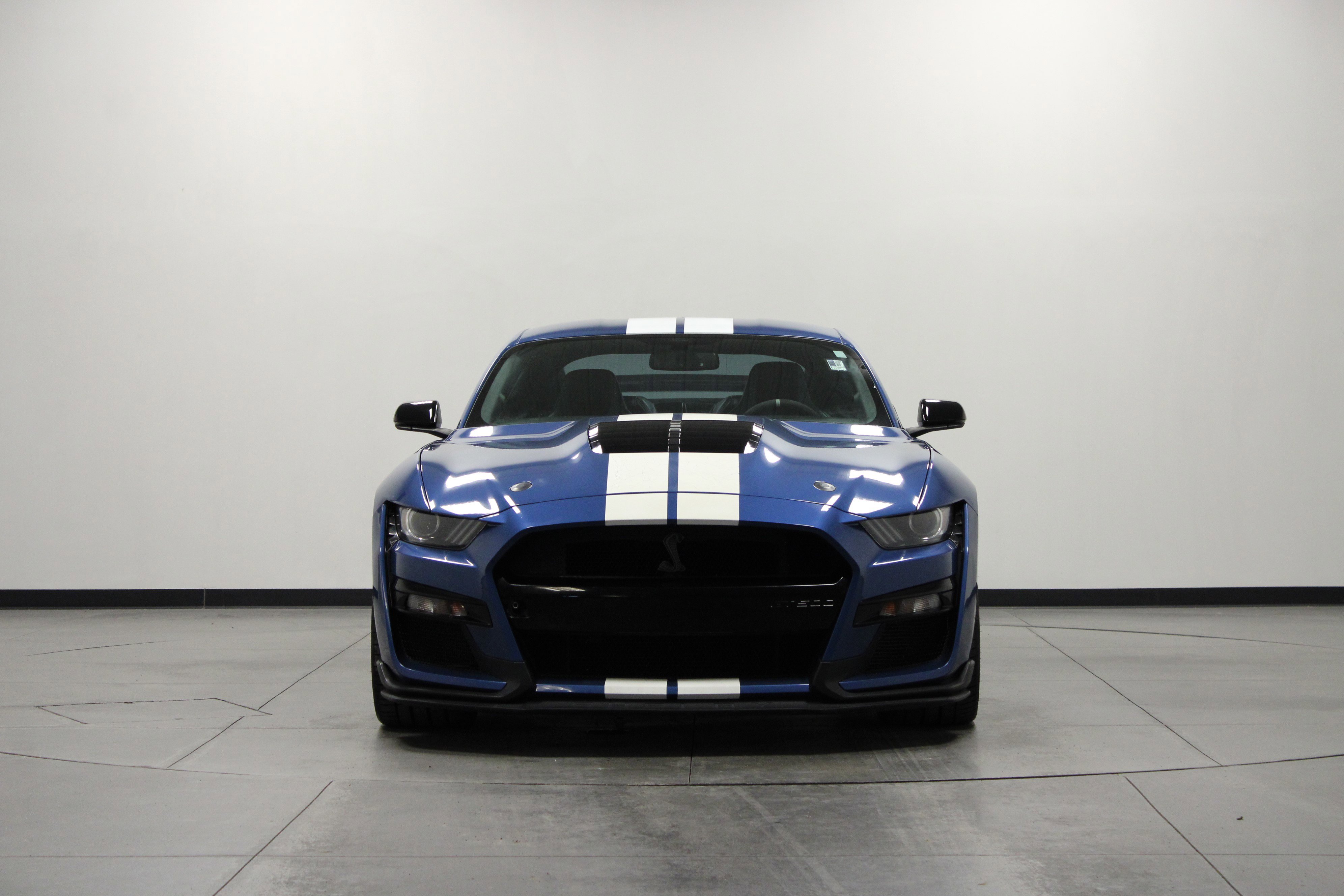 Used 2020 Ford Mustang Shelby GT500 w/ Technology Package image 9