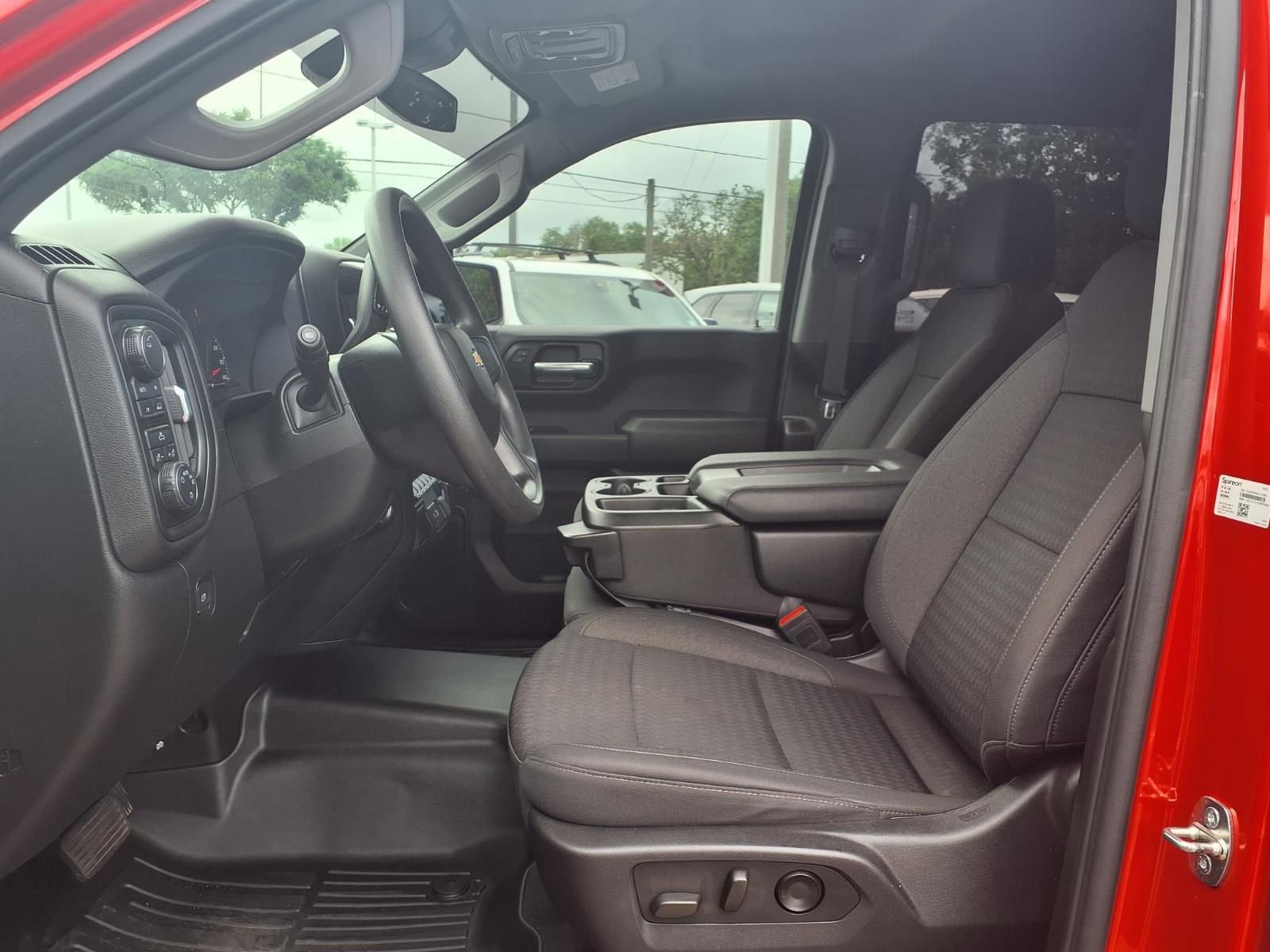 Certified 2024 Chevrolet Silverado 1500 Custom w/ LPO, Dark Essentials Package image 17