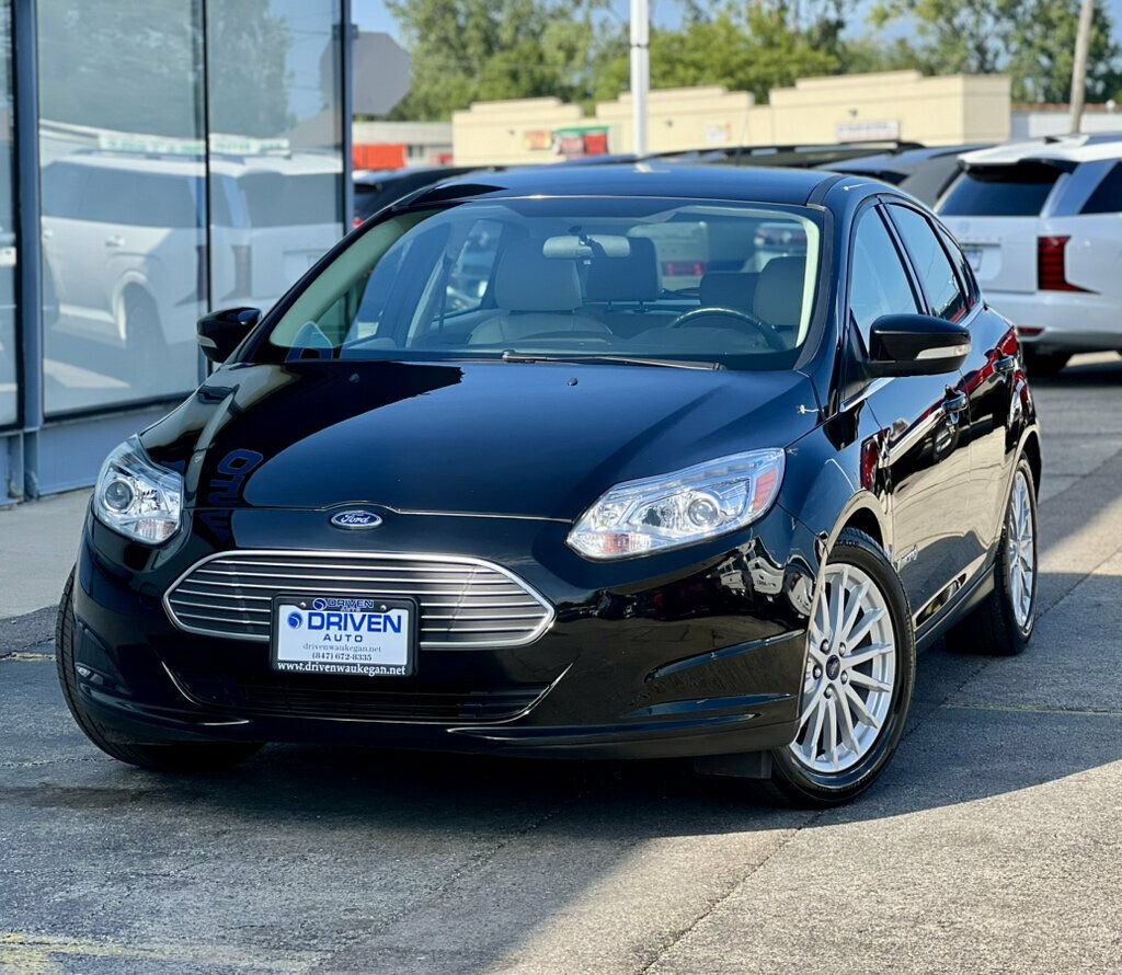 Used 2018 Ford Focus Electric Hatchback FWD image 30
