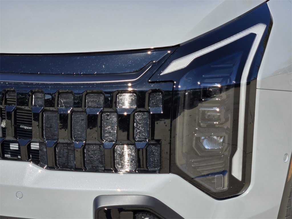 New 2026 Kia Sportage X-Line w/ X-Line Technology Package image 6