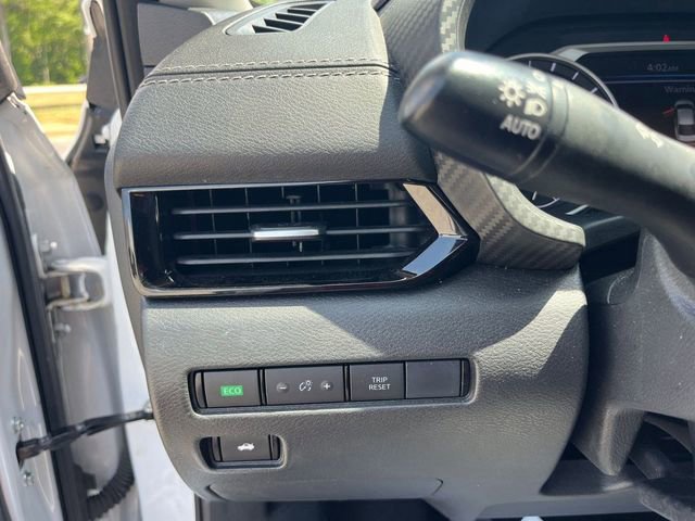 Used 2024 Nissan Sentra SV FWD image 20