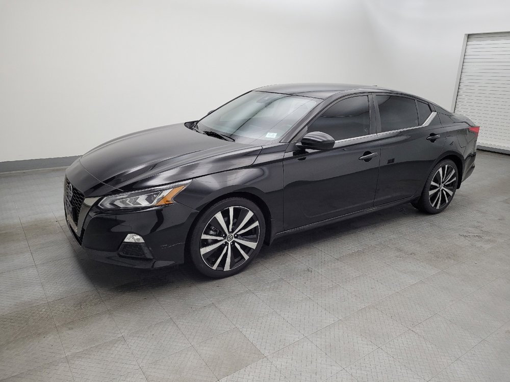 Used 2021 Nissan Altima 2.5 SR image 2