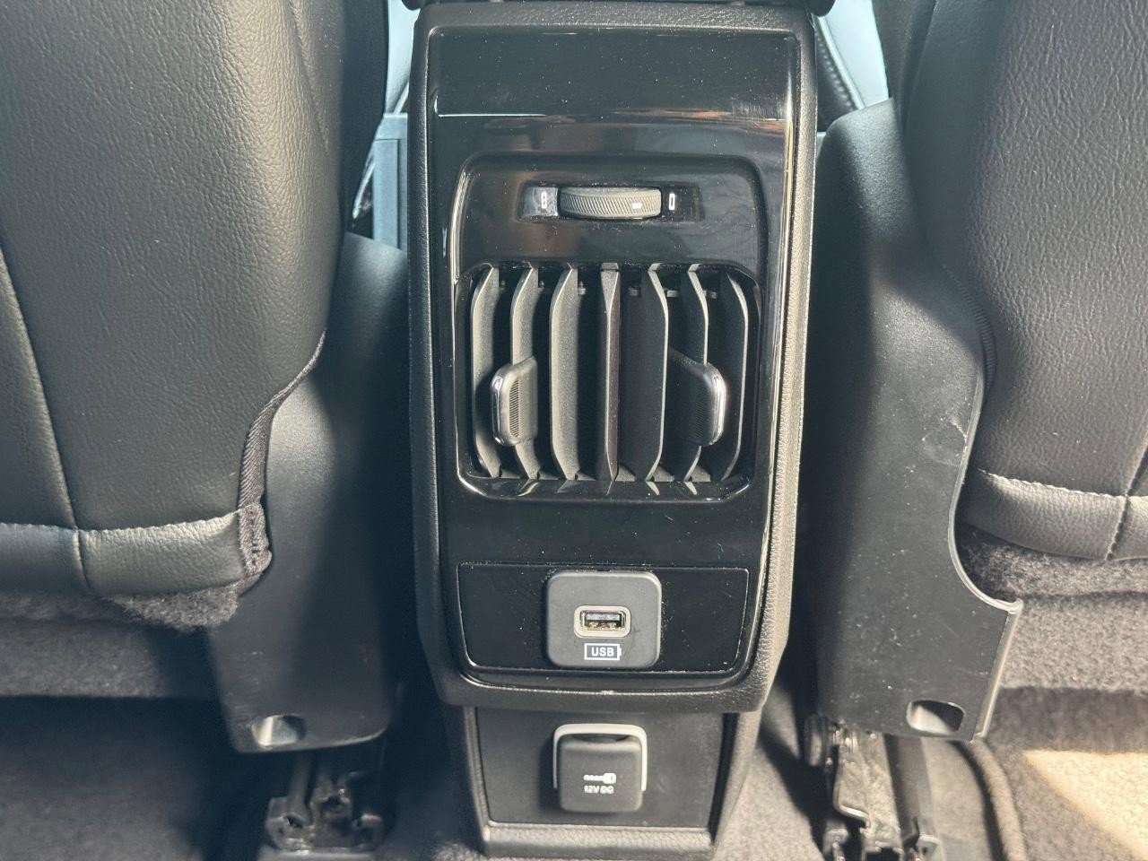 Used 2022 Jeep Compass Limited image 16