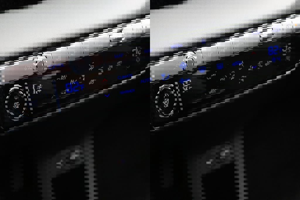 Used 2023 Hyundai Ioniq 5 SE w/ Cargo Package image 25