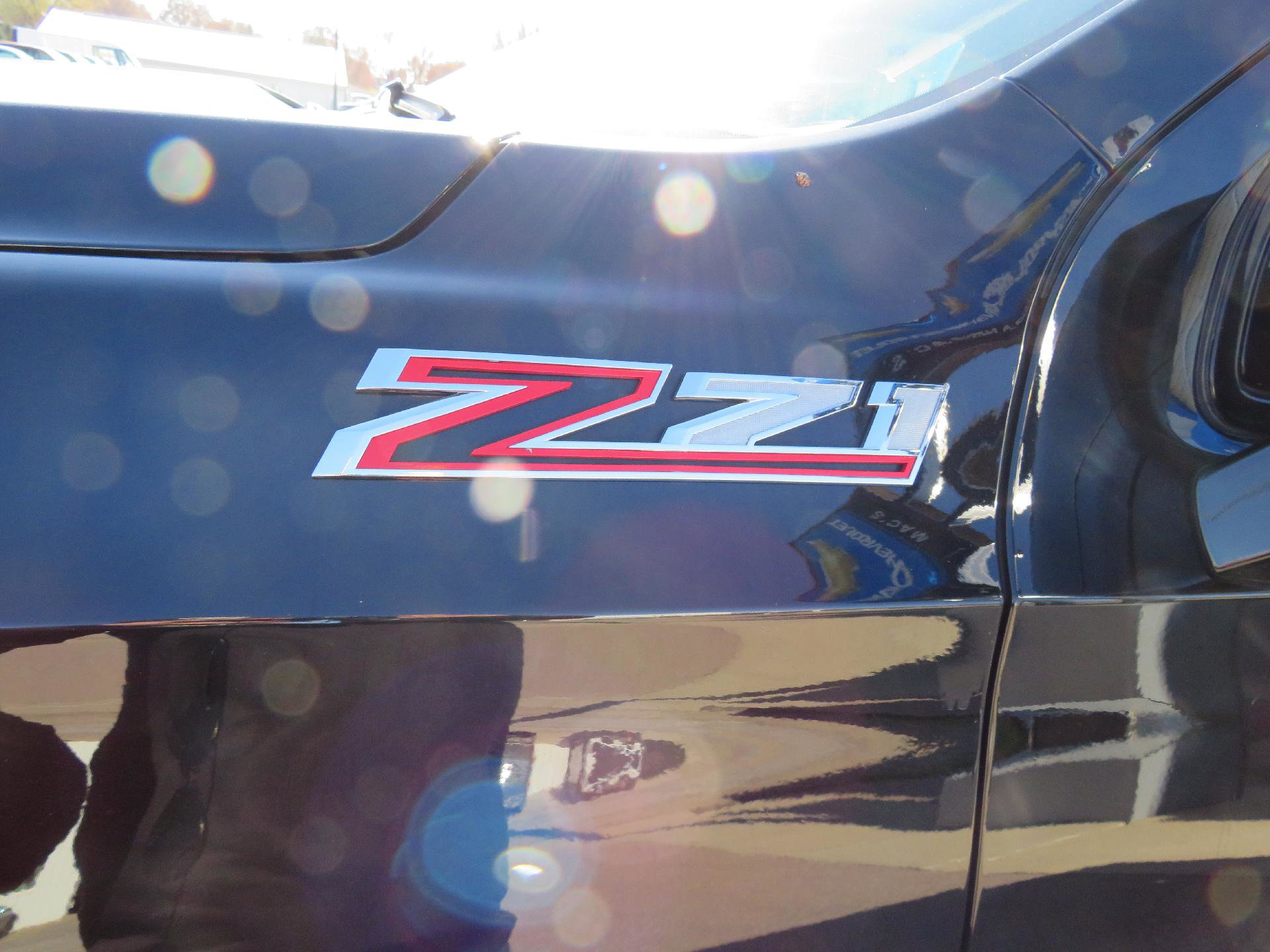 Used 2022 Chevrolet Tahoe Z71 w/ Off-Road Capability Package image 3