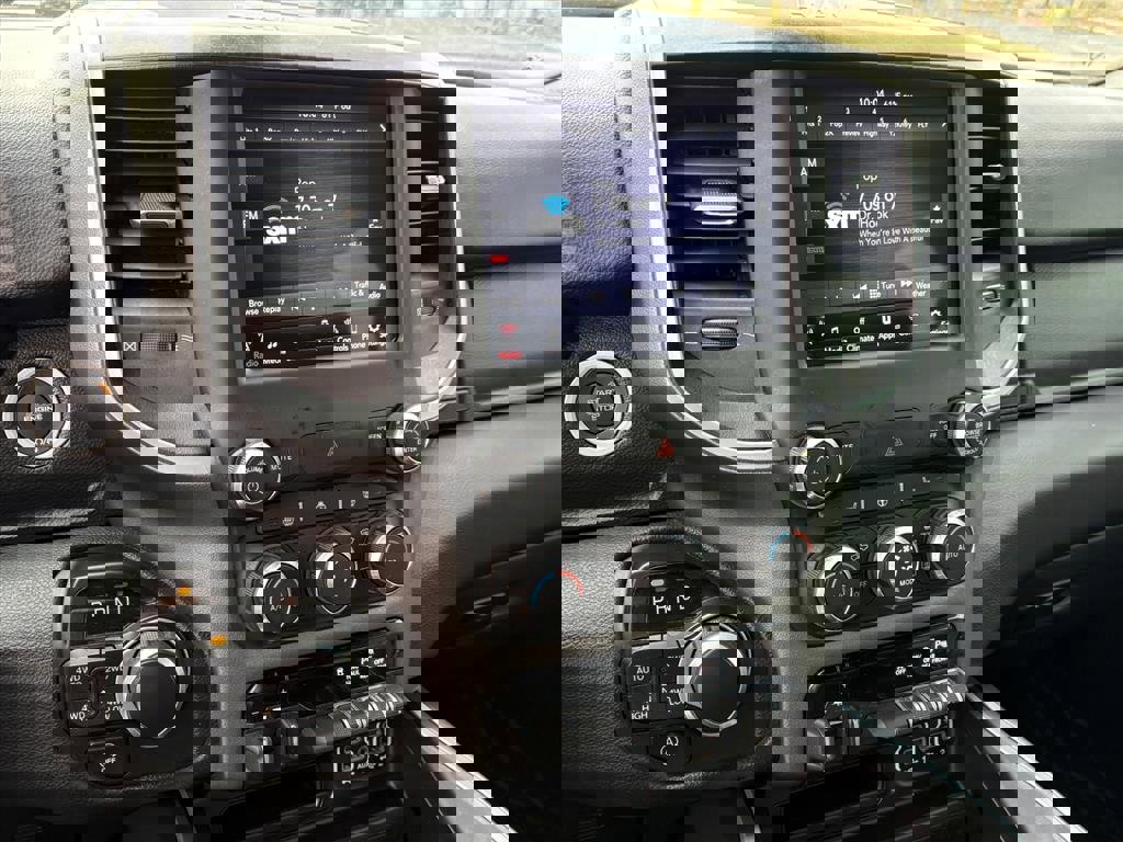 Used 2021 RAM 1500 Big Horn image 10