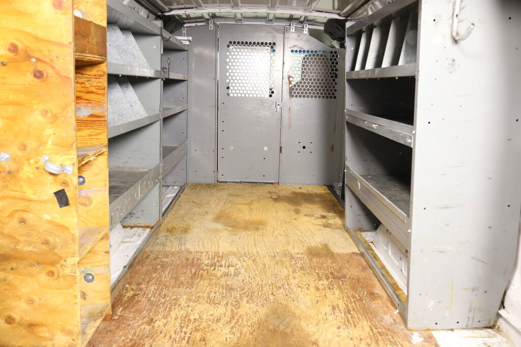 Used 2013 Ford E-150 and Econoline 150 image 15