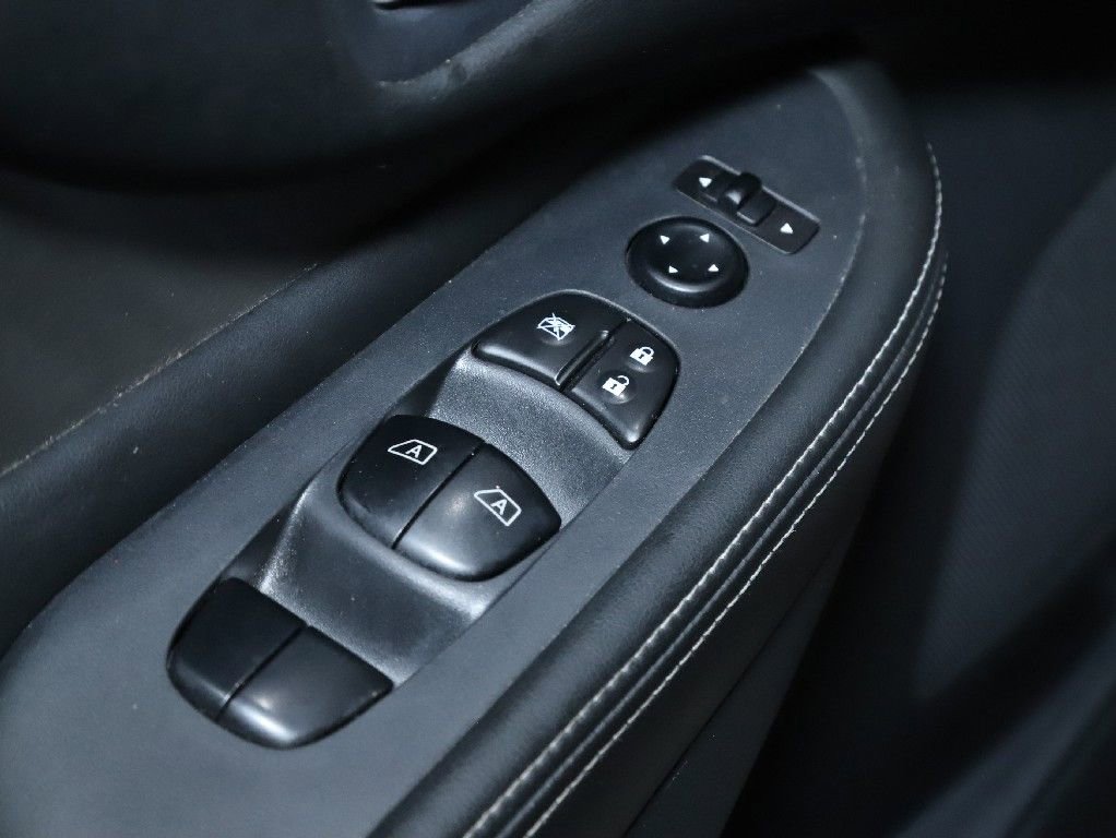 Used 2019 Nissan Murano SV image 17