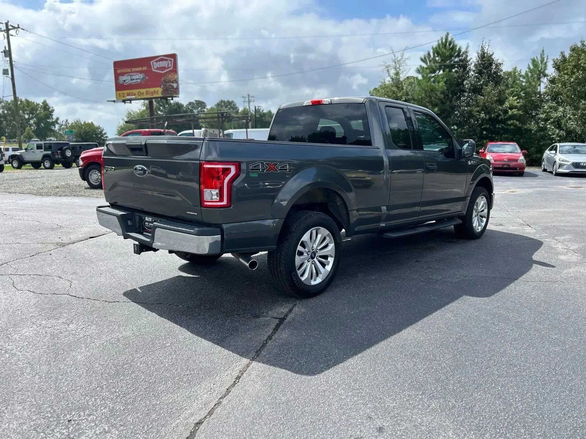 Used 2015 Ford F150 XLT w/ Equipment Group 301A Mid AWD/4WD image 7