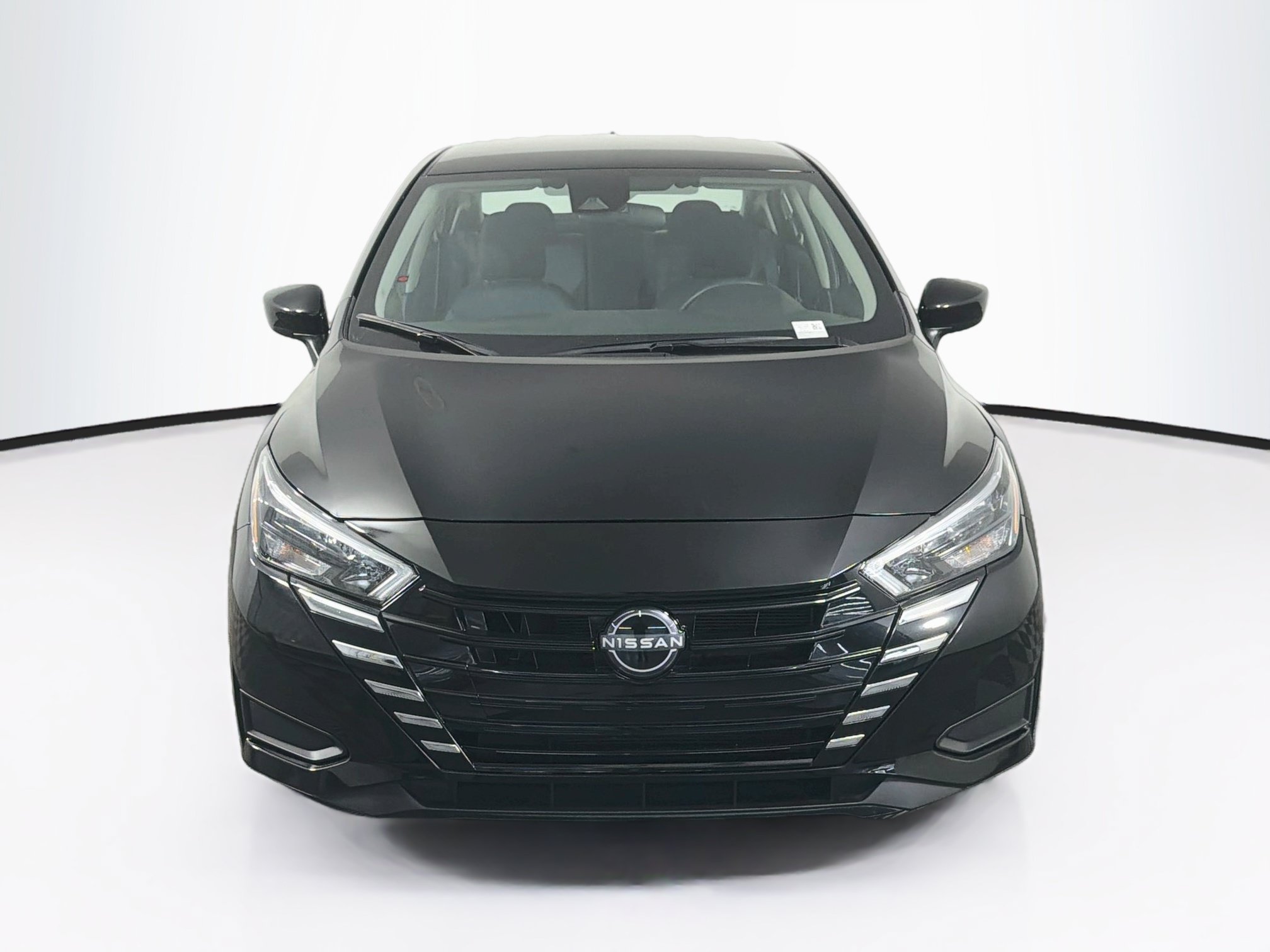 Used 2025 Nissan Versa SV FWD image 2